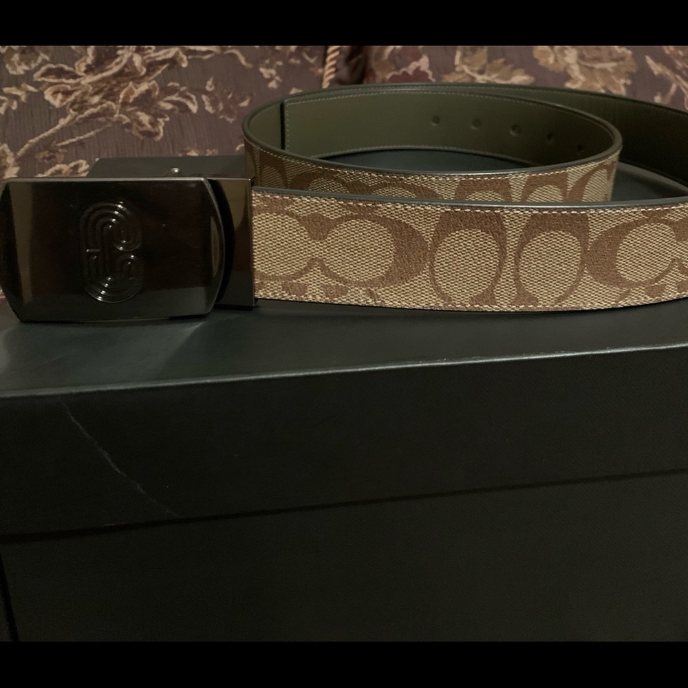 Coach Signature Belt